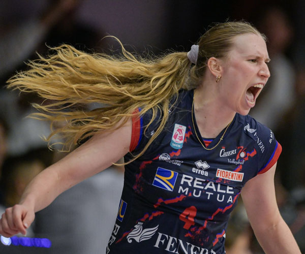 Laura Dervisaj-Künzler Laura Dervisaj-Künzler